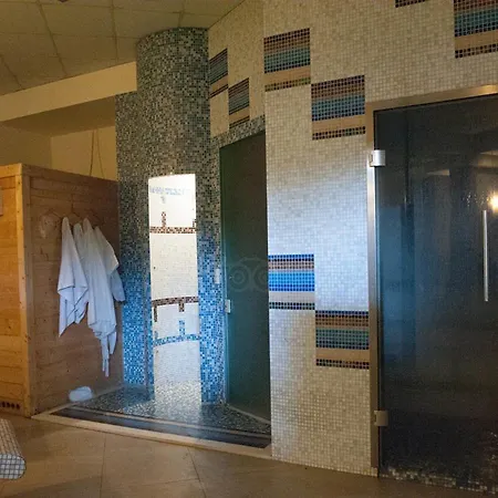 Maritime Hotel